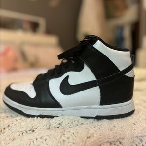 nike black and white high dunks